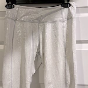 Victoria’s Secret Sport leggings. Metallic white. Small